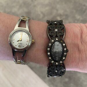 ⭐️2 Vintage Women's Watches Good Condition